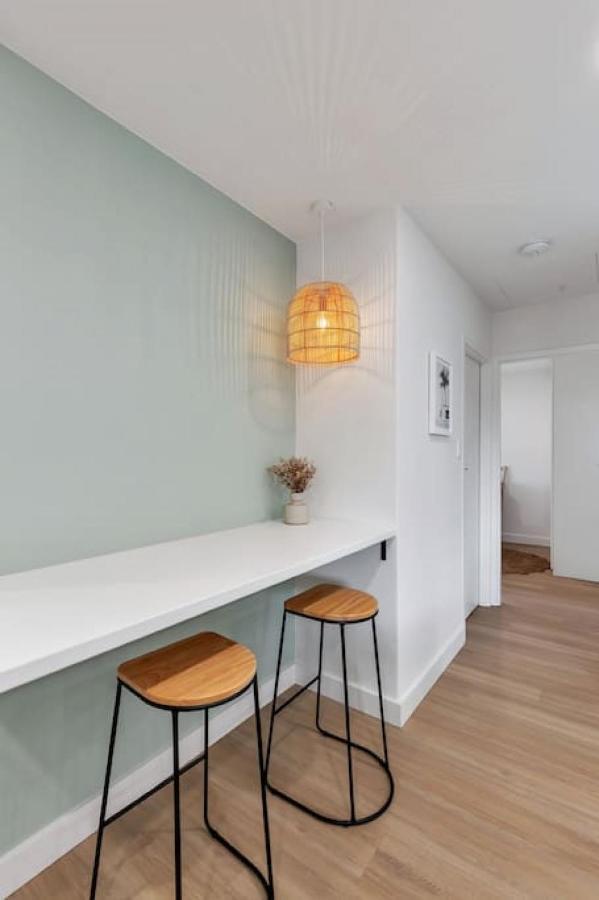 Apartment Mint At Sea Mist West *